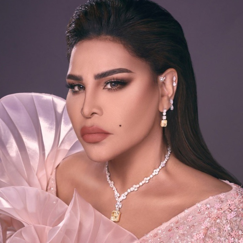 ابرز نجمات اماراتيات ملهمات للمرأة بأسلوبهن الجمالي تزامناً مع يوم المرأة العالمي