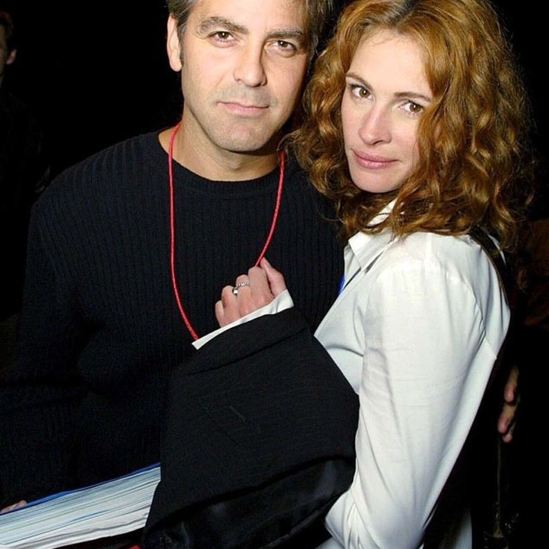 جورج كلوني و جوليا روبرتس