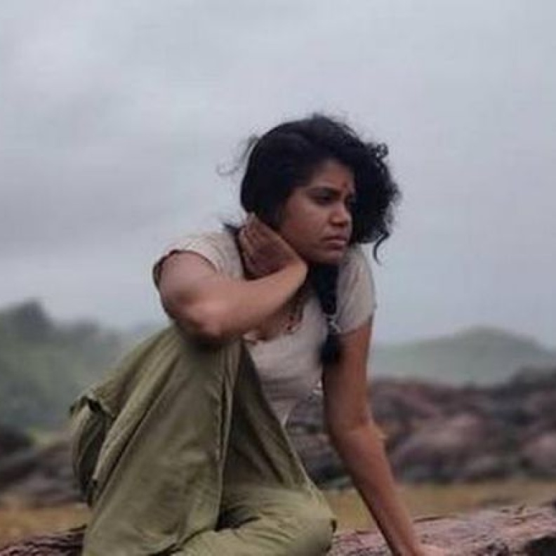  دوندهو رينجيف Dundhu Renjeev، أول مخرجة فنية من كيرلا