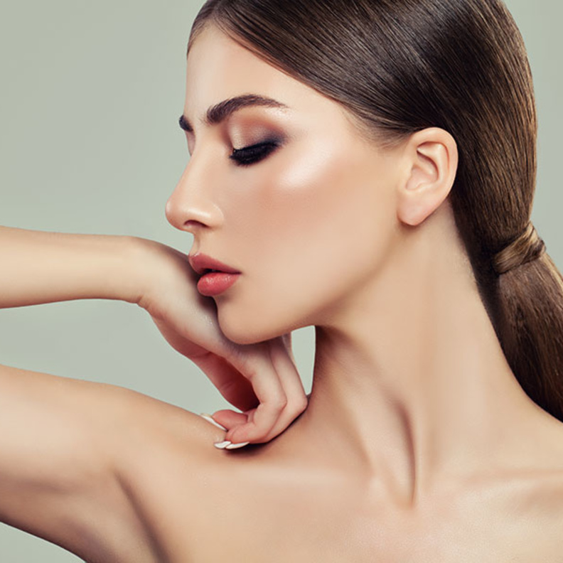  صورة وئيسية عملية تجميل الذراعين تنطوي على بعض المخاطر