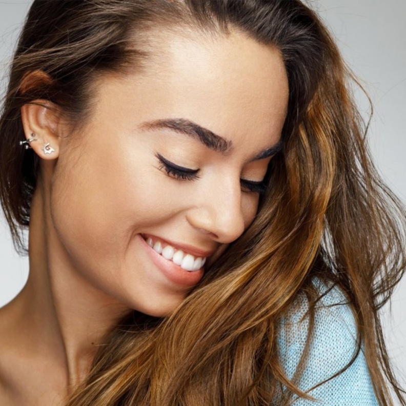 تساعد تقنية الهيدرافيشل على تجديد خلايا البشرة وترطيبها