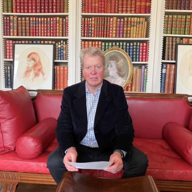 إيرل سبنسر ينشر فيديو قصير لمنزل عائلة سبنسر