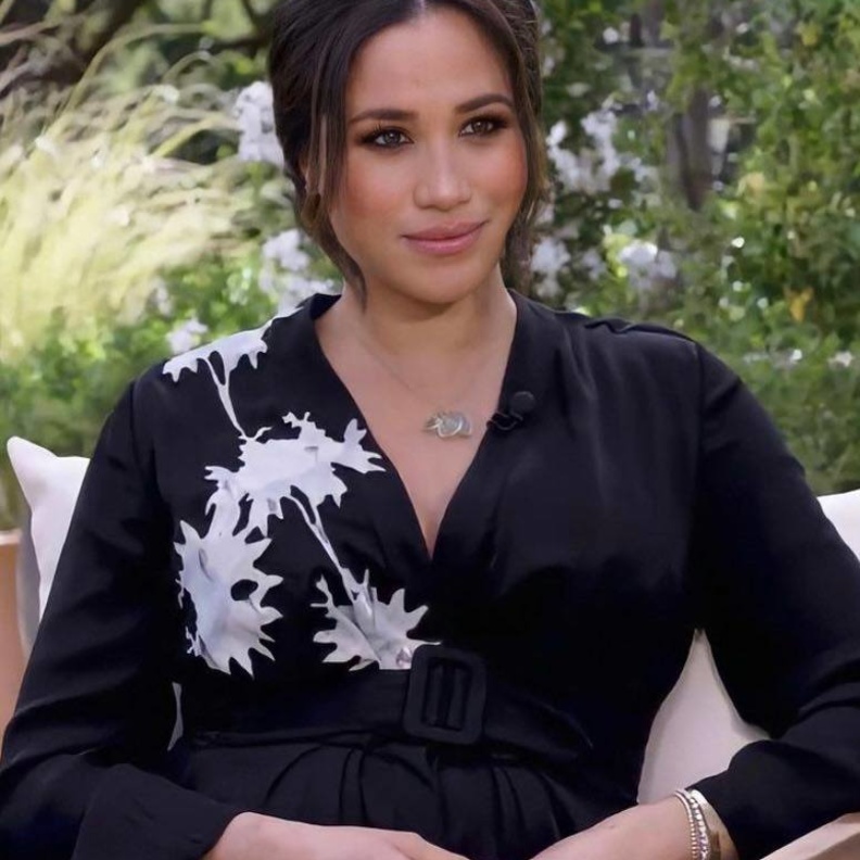 مجوهرات ميغان ماركل في المقابلة مع أوبرا