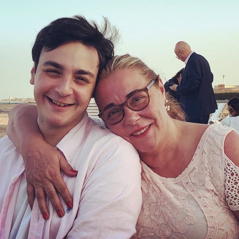 مها ابو عوف ونجلها