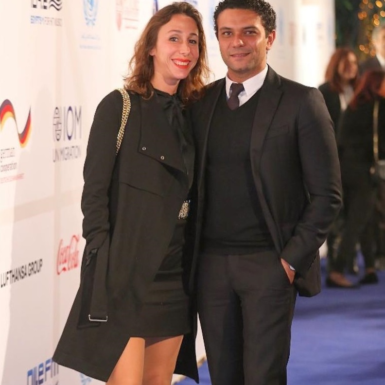 اسر ياسين وزوجته