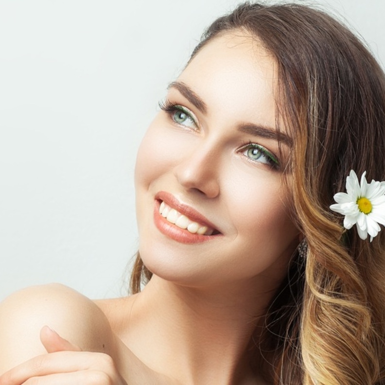 اهم النصائح للعناية بالبشرة في فصل الربيع 2021