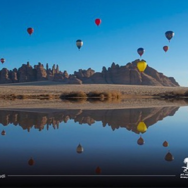 لقطة من الحي التراثي (شارع العيينة) بالمدينة المنورة