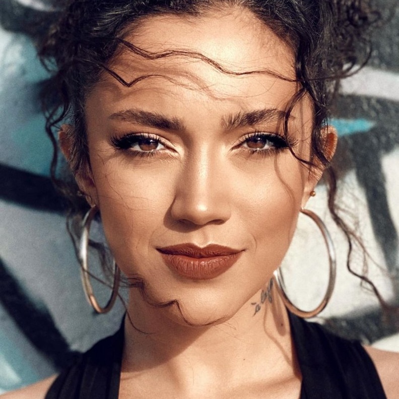 ستيفاني عطالله