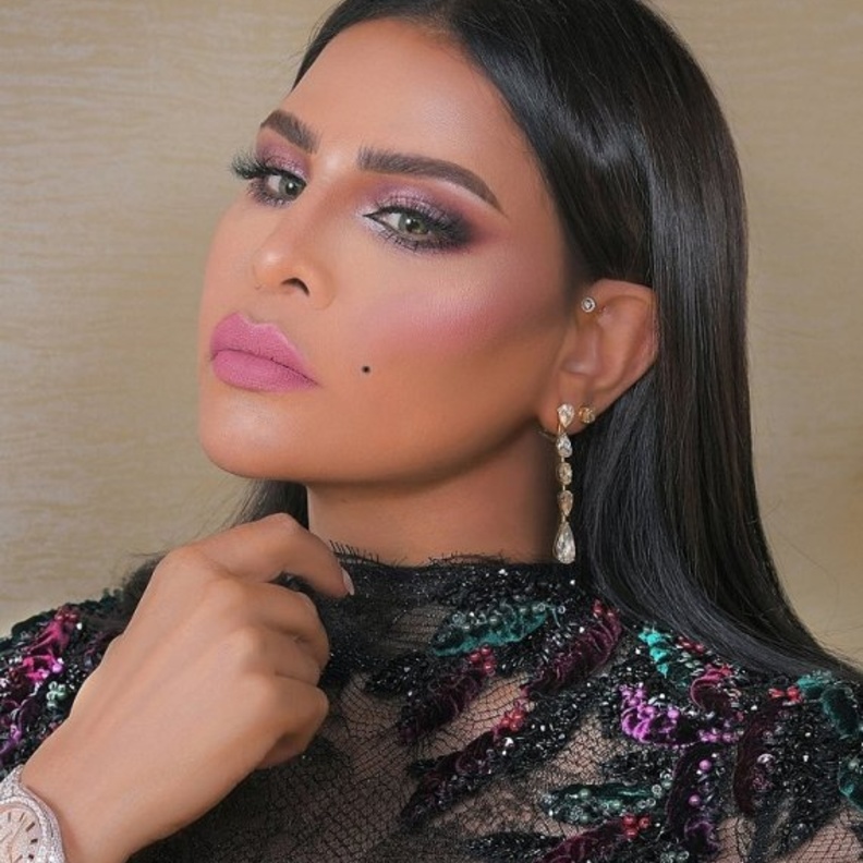  اسرار مكياج استوحيها من الفنانة أحلام لإطلالة أكثر شباباً