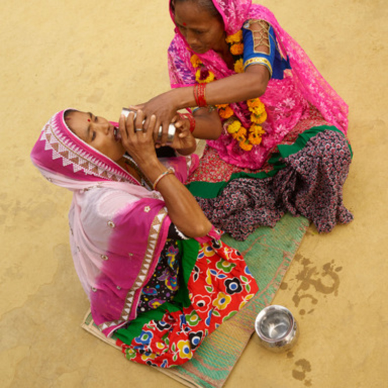 مبادرة دار Giorgio Armani العالمية لتوفير المياه النظيفة تعزّز التزامها بتوفير الوصول إلى المياه