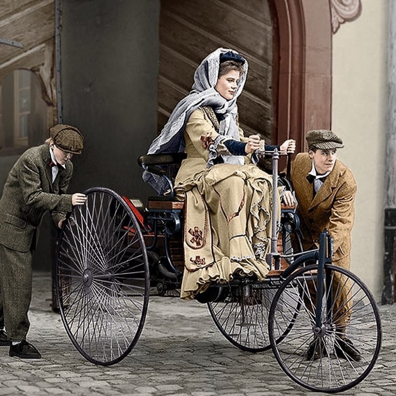 بيرثا بنز BERTHA BENZ
