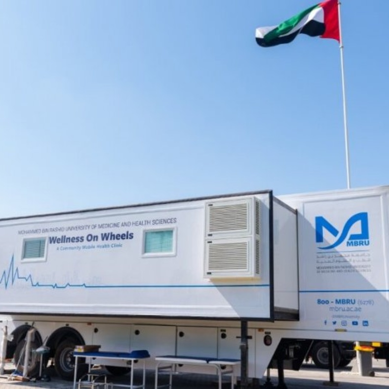 صحة دبي تضع 5 إجراءات للتواصل بين مرضى كورونا المنومين وذويهم