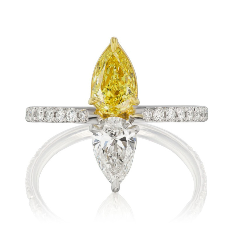  خاتم راقي بالماس الأبيض والأصفر