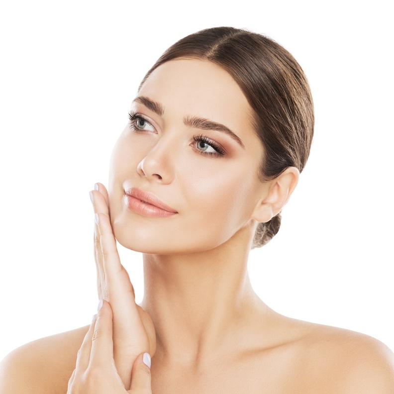 نصائح للتخلص من الذقن المزدوج بدون عمليات تجميل