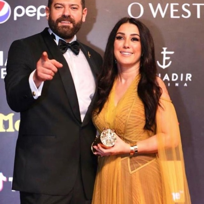 كندة علوش وعمرو يوسف 