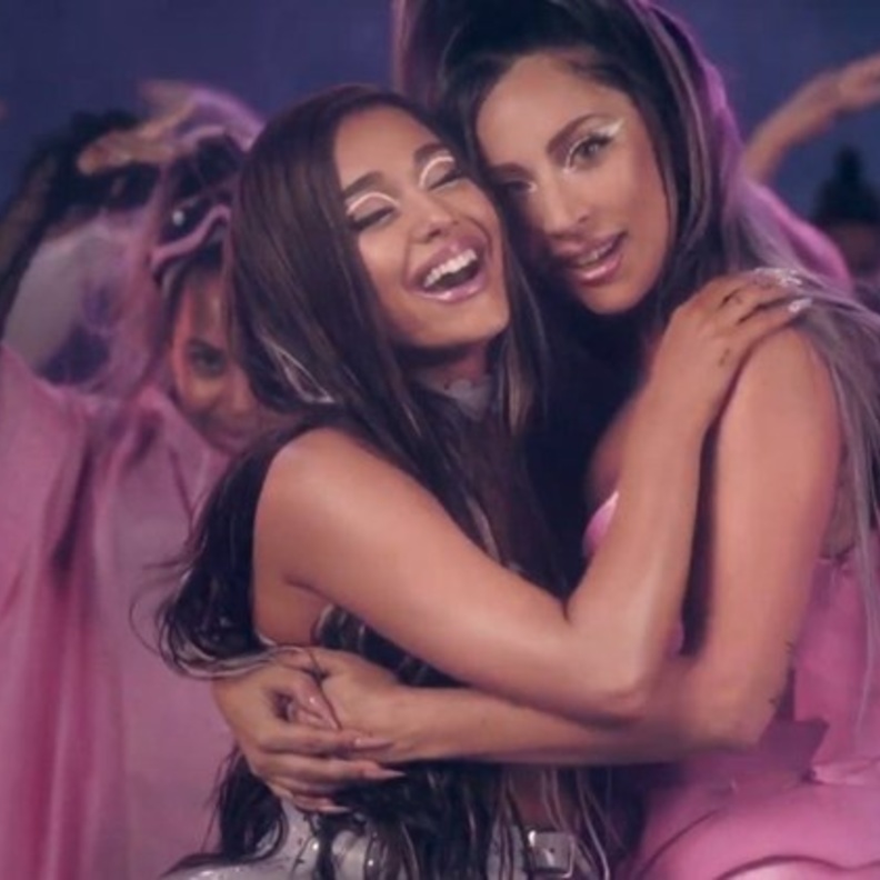 ليدي جاجا وأريانا جراندي