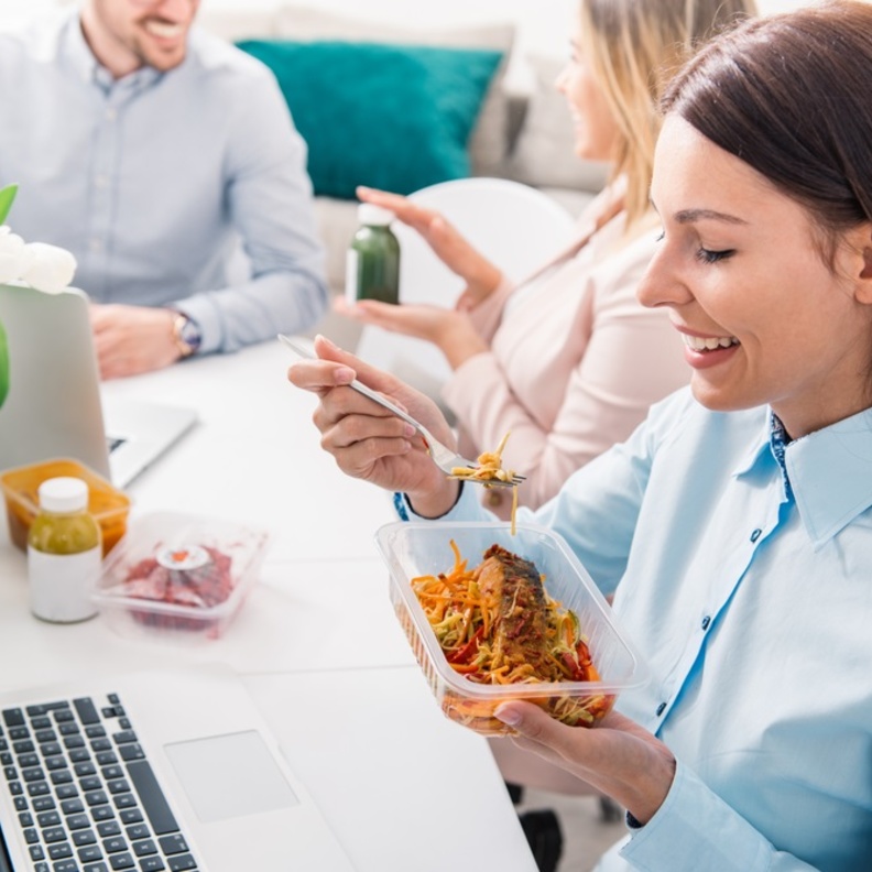 طبيعة العمل تحدد نوعية الغذاء المناسب