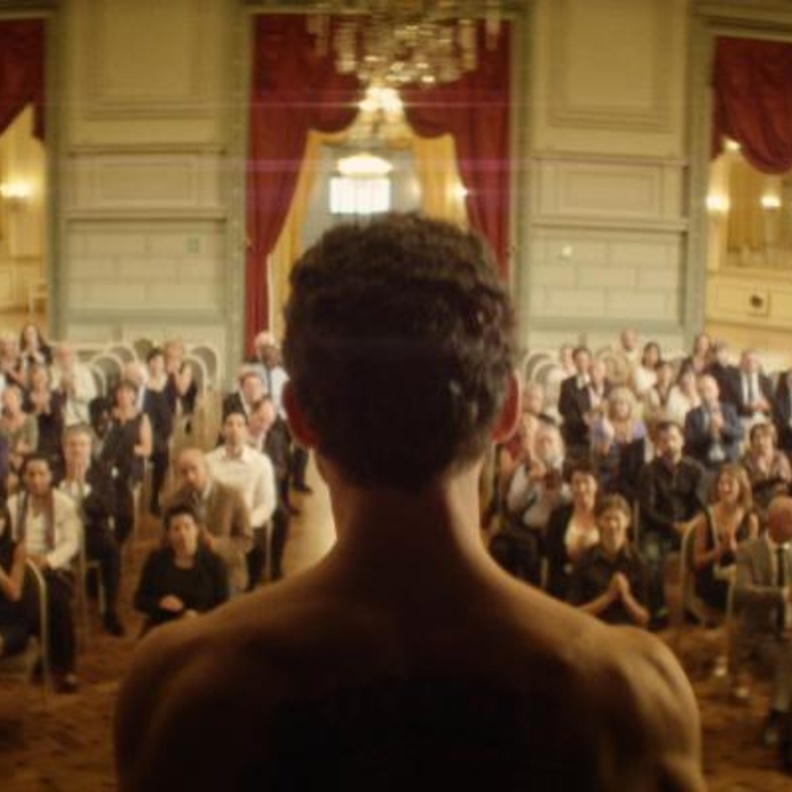 الرجل الذي باع ظهره