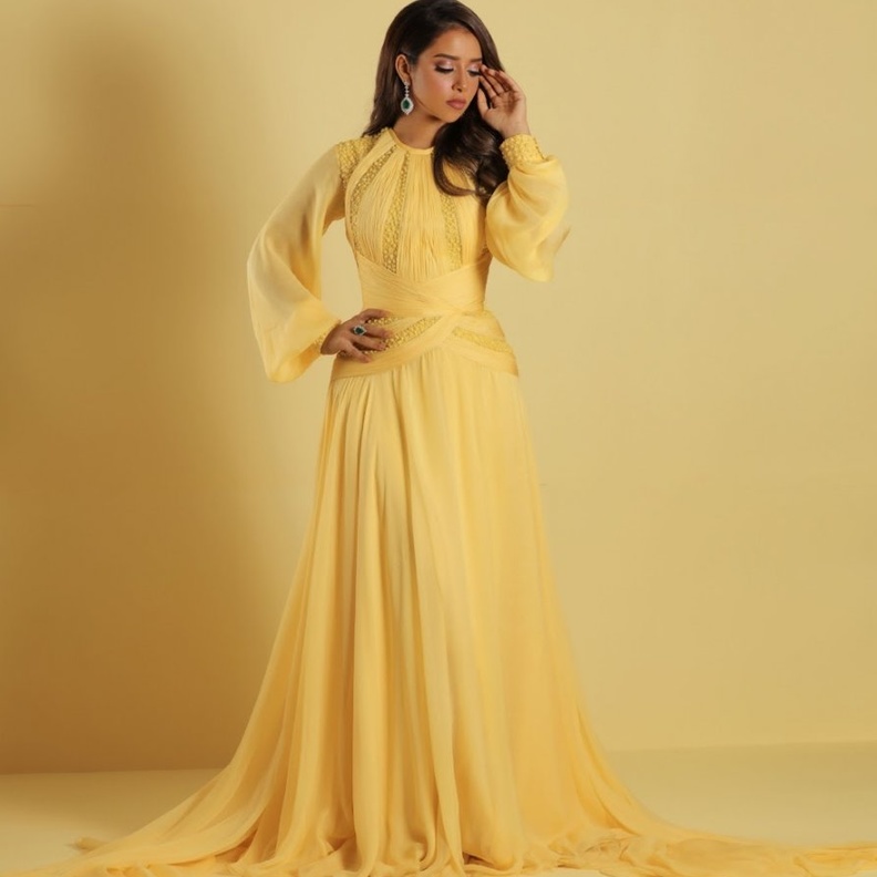 فساتين خطوبة باللون الاصفر من جورج حبيقة
