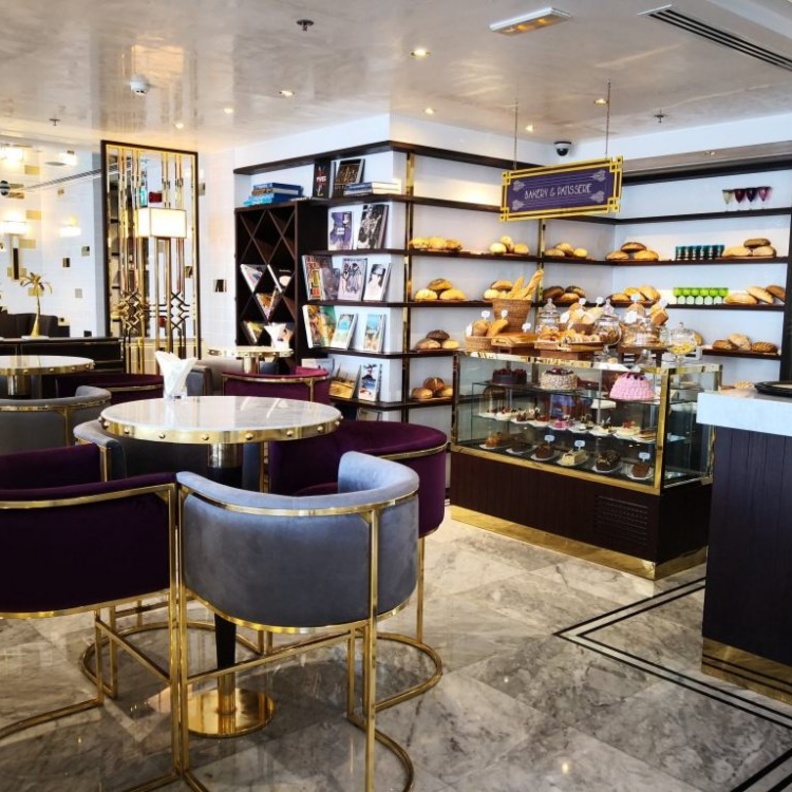  عيد الأم في دبي طعام فاخر ومشروبات منعشة في مقهى Café Society في دبي