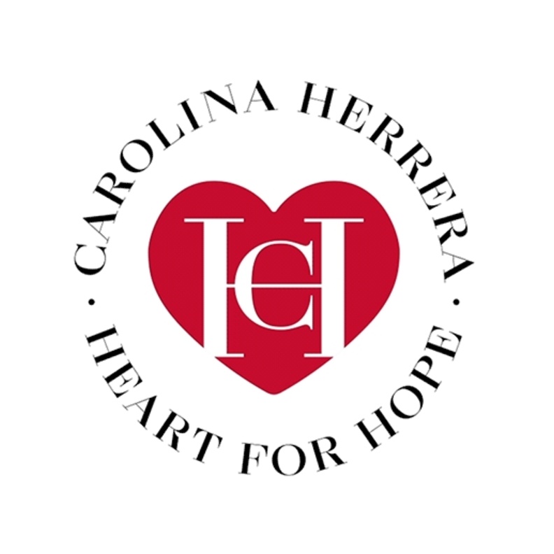 كارولينا هيريرا تشارك رسائل أمل من نساء المنطقة