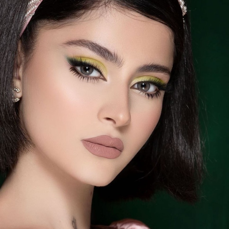 مكياج خبيرات التجميل السعوديات لعيد الام