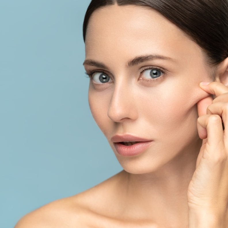 خلطات طبيعية لعلاج ترهل الوجه وشد البشرة