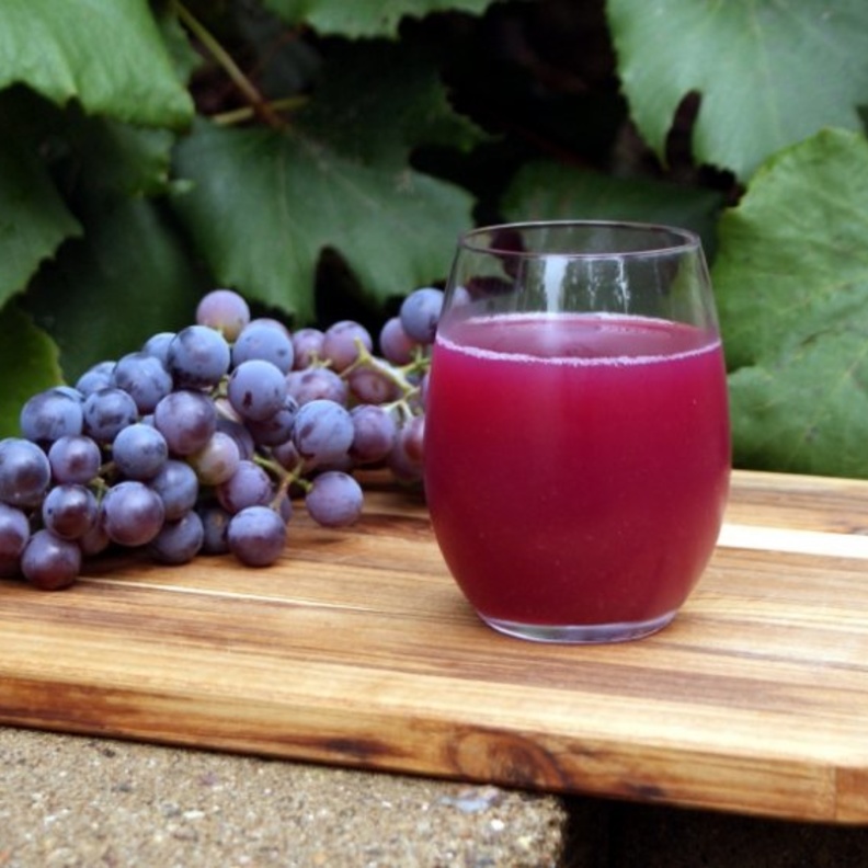 ماهي فوائد عصير العنب الطبيعي للجسم