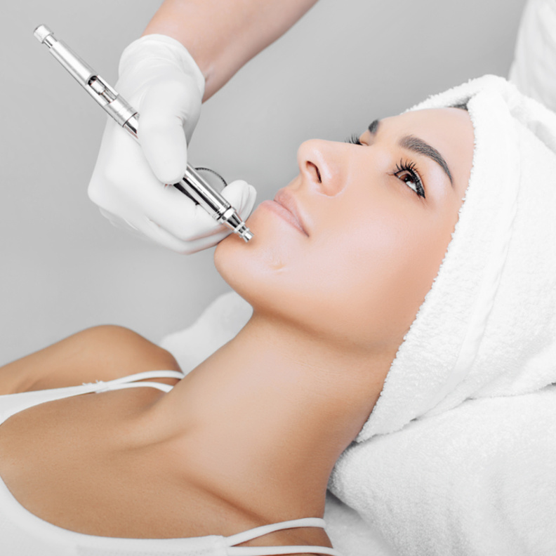 خطوات ونصائح قبل التقشير الكيمائي للبشرة