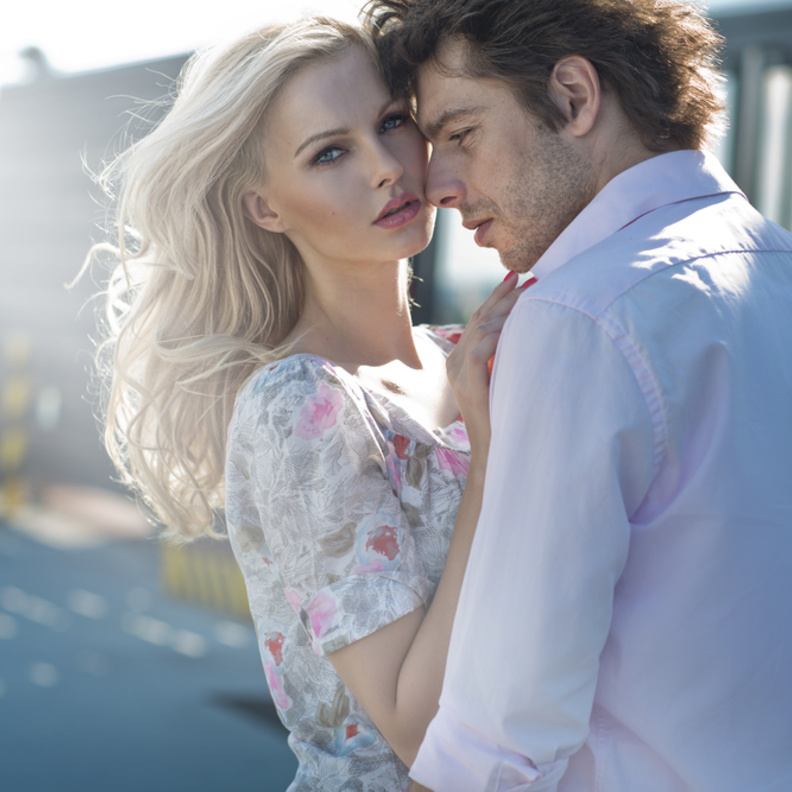 لهذه الأسباب قد تجد المرأة المثالية صعوبة في العثور على شريك الحياة