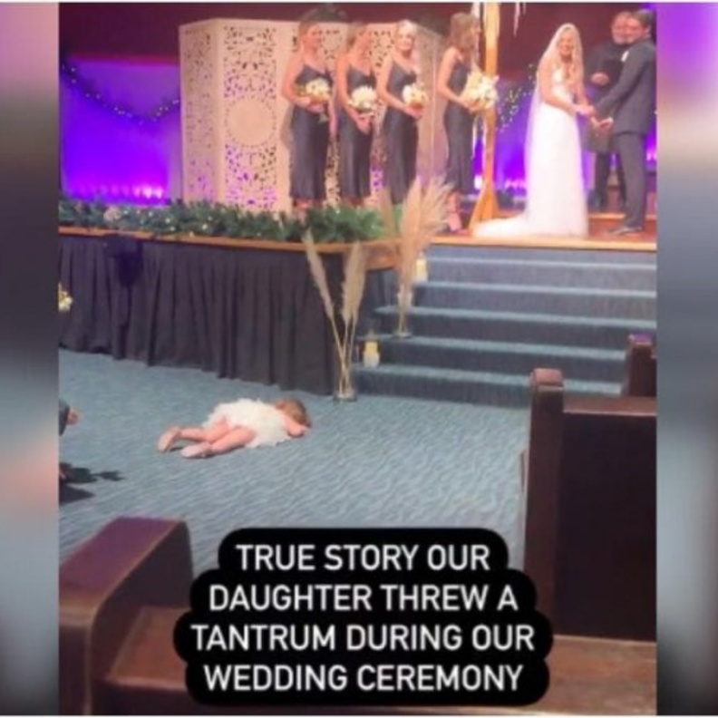 موقف طريف في حفل الزفاف