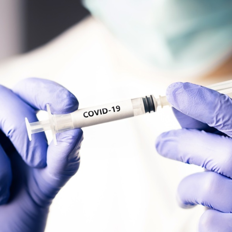 هل تكفي جرعة واحدة من اللقاح للشخص المتعافي من فيروس كورونا الجديد