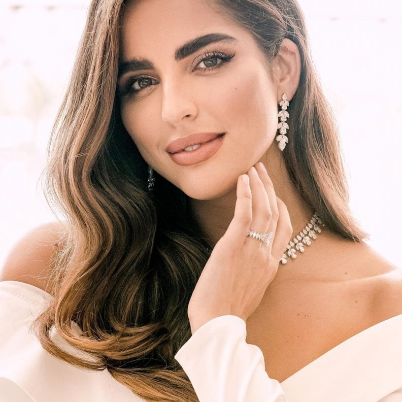 اقراط لعروس ربيع 2021 من دار Hamda Fine Jewelry
