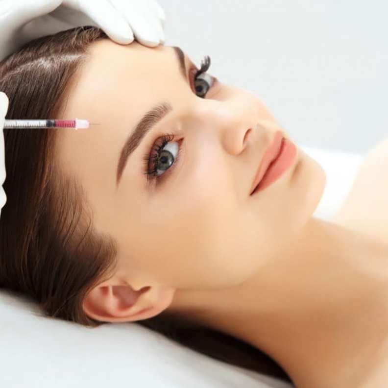 اضرار الكولاجين تساعد على تنعيم التجاعيد