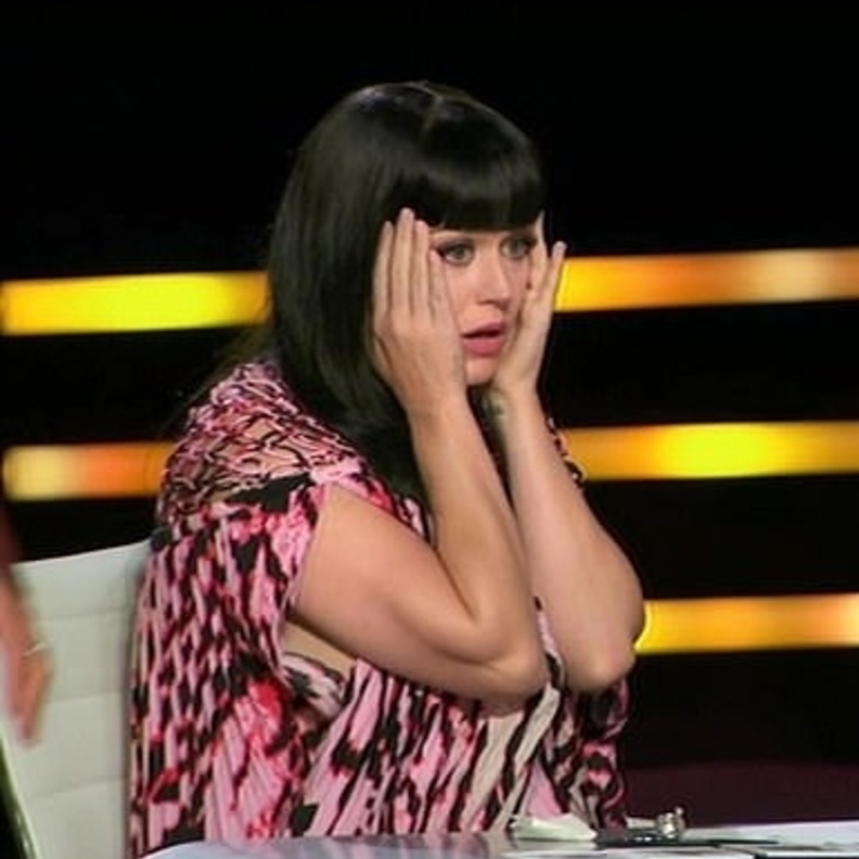 كاتي بيري تشعر بصدمة كبيرة 