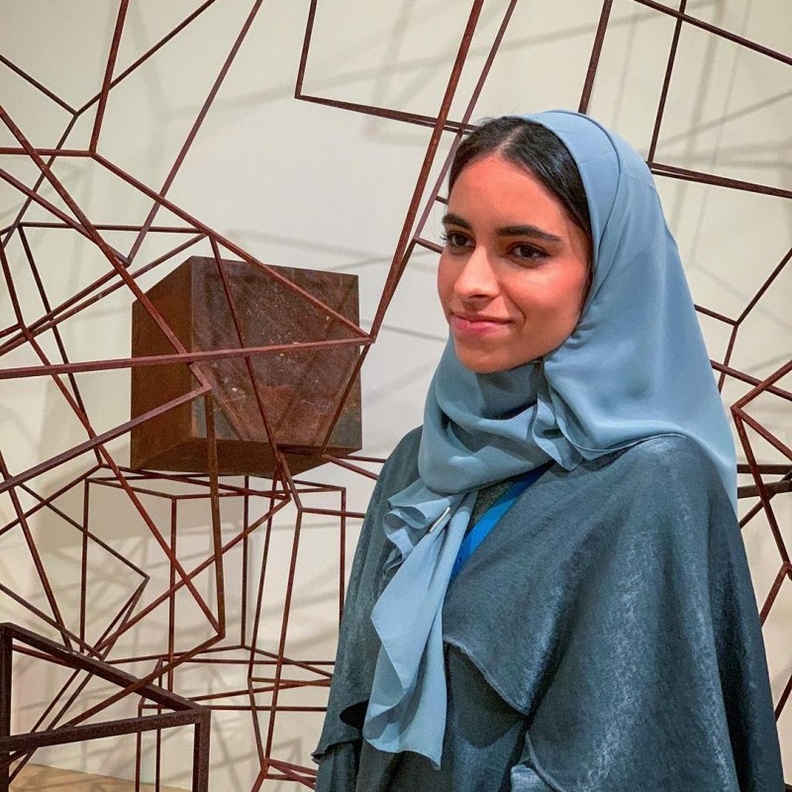 الفنانة السعودية سارة المداح 