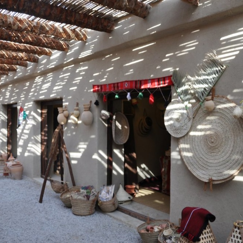 سوق القطارة التراثي وجهة تراثية مميزة لعشاق التسوق 