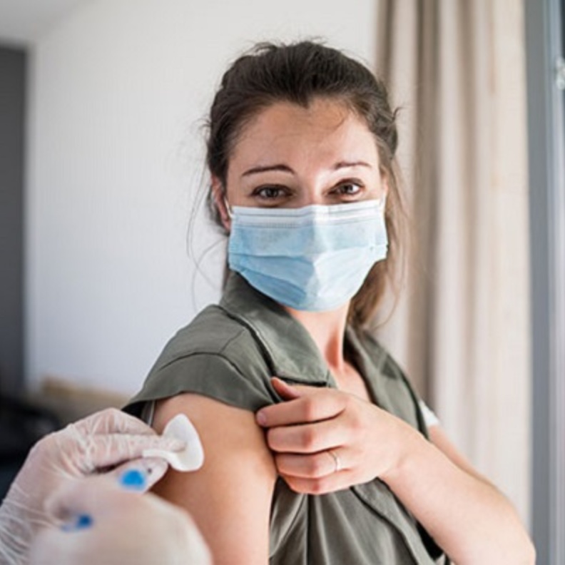 3 امور يسمح لمن تلقى لقاح فيروس كورونا الجديد القيام بها