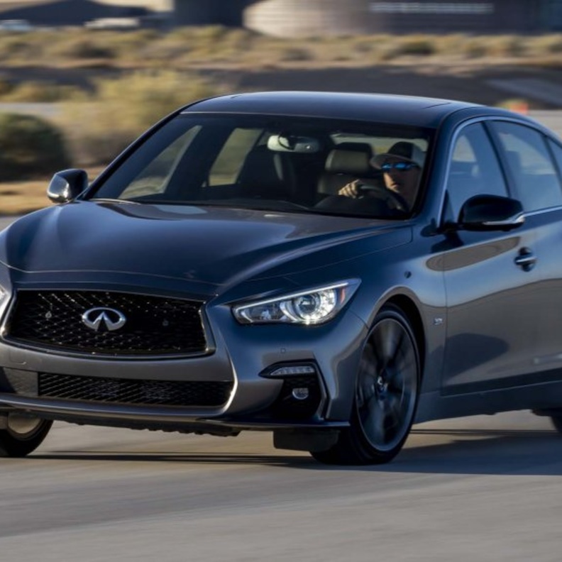 فئات انفينيتي Q50 2021 وأسعارها في السعودية