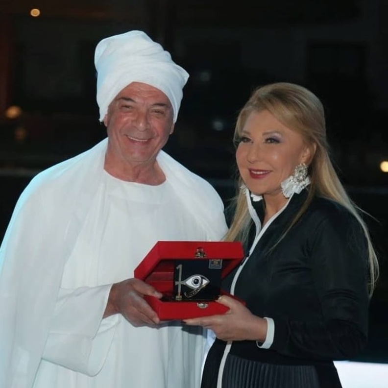 محمود حميدة ونادية الجندي