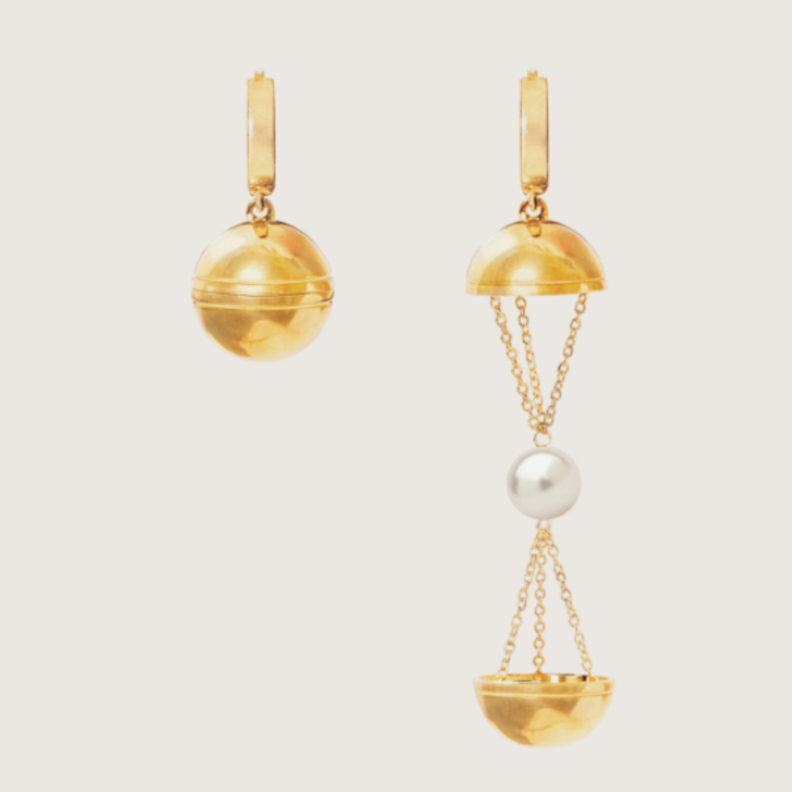 أقراط من مونبوكيت Monbouquette