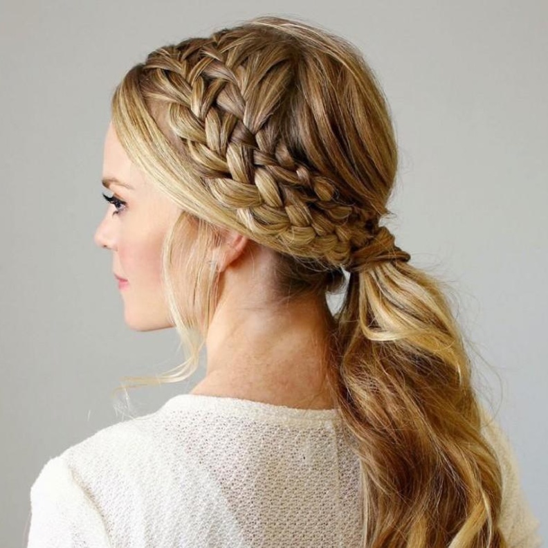 طريقة عمل تسريحات ضفائر للشعر القصير