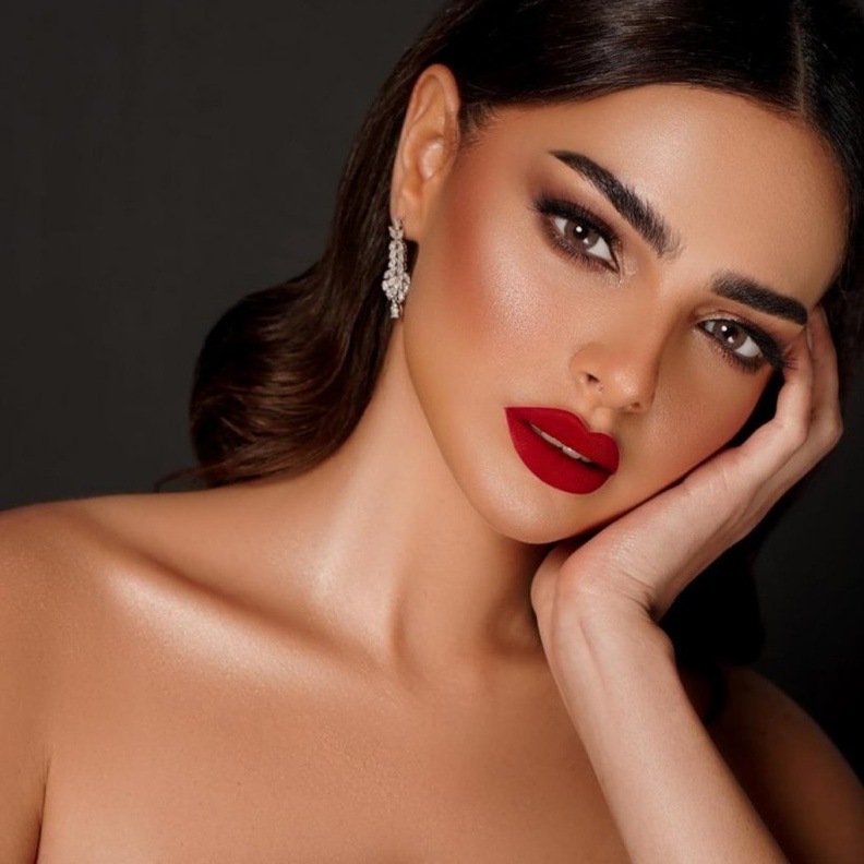  قصة نجاح الشابة ريم الحمد في عالم الجمال والمكياج