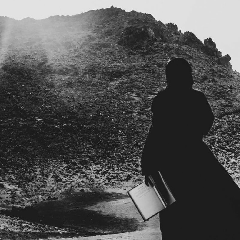 من أعمال الفنانة غادة المحمدي بعنوان مقامات غادة 