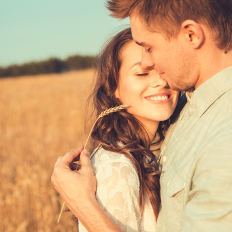 متى يتجاهل الرجل المرأة التي يحبها