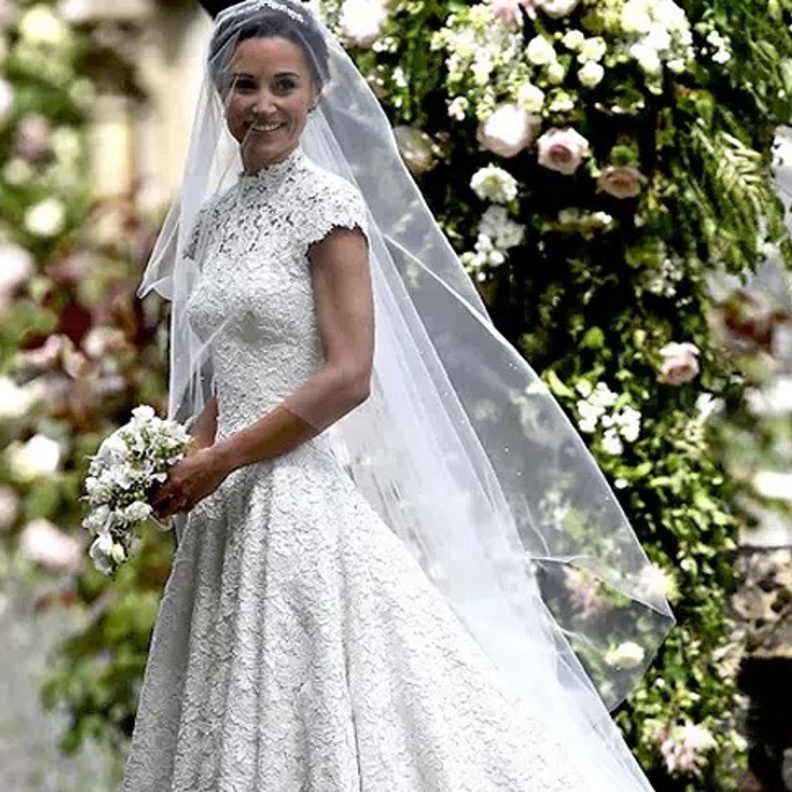 فستان زفاف بيبا ميدلتون