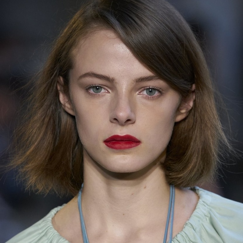 صيحة الغرّة بأساليب شبابيةمن دور الازياء 2021