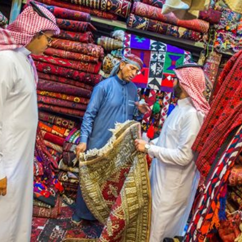 سوق الزل وجهة مميزة لعشاق التسوق - المصدر روح السعودية