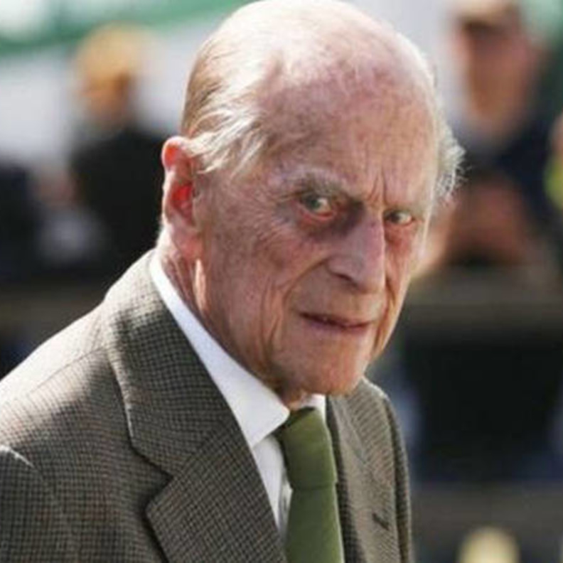 قادة الإمارات يعزون بوفاة الأمير فيليب دوقة أدنبرة