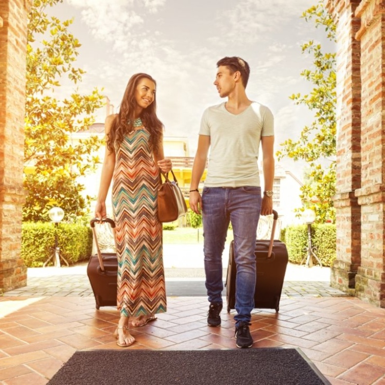  7 دول ترفع حظر السفر من أجل لم شمل الأزواج